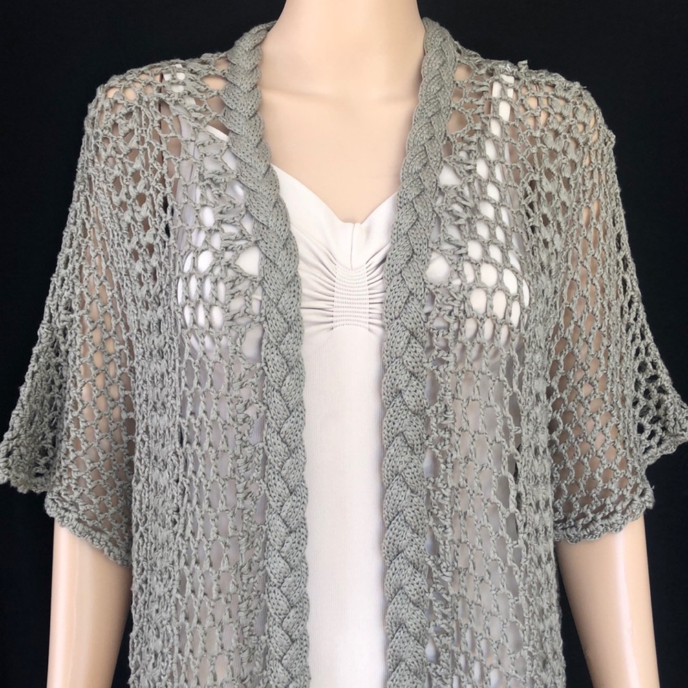 Cardigan with free tank